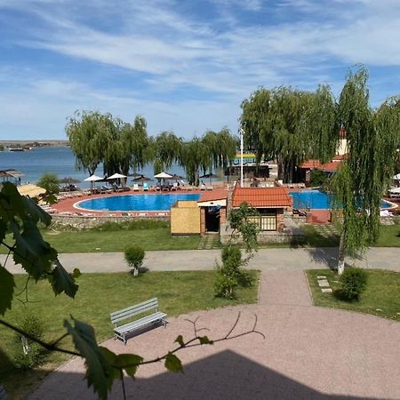 Morelux Boutique Hotel Kapchagay Εξωτερικό φωτογραφία
