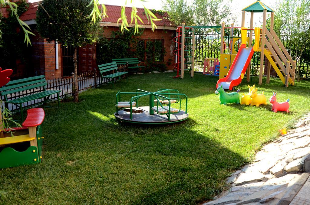 Morelux Boutique Hotel Kapchagay Εξωτερικό φωτογραφία