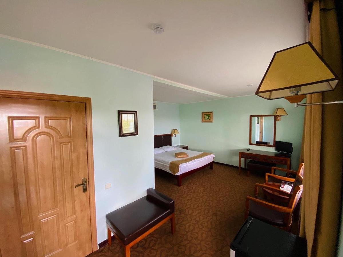 Morelux Boutique Hotel Kapchagay Εξωτερικό φωτογραφία