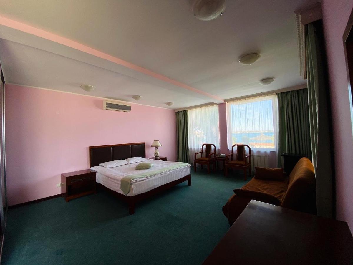 Morelux Boutique Hotel Kapchagay Εξωτερικό φωτογραφία