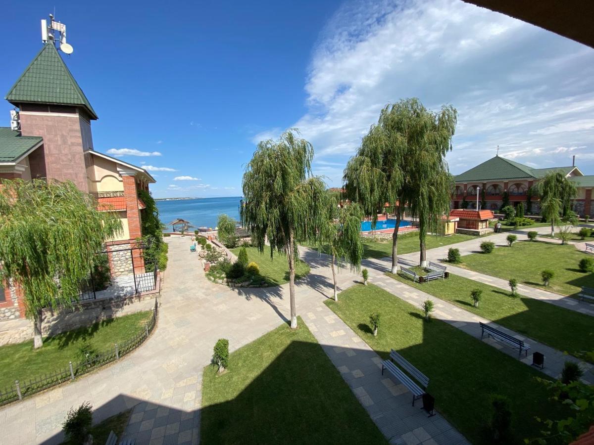 Morelux Boutique Hotel Kapchagay Εξωτερικό φωτογραφία