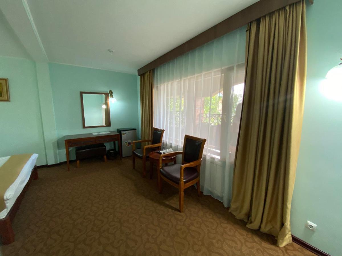 Morelux Boutique Hotel Kapchagay Εξωτερικό φωτογραφία