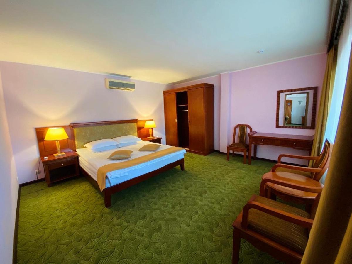 Morelux Boutique Hotel Kapchagay Εξωτερικό φωτογραφία