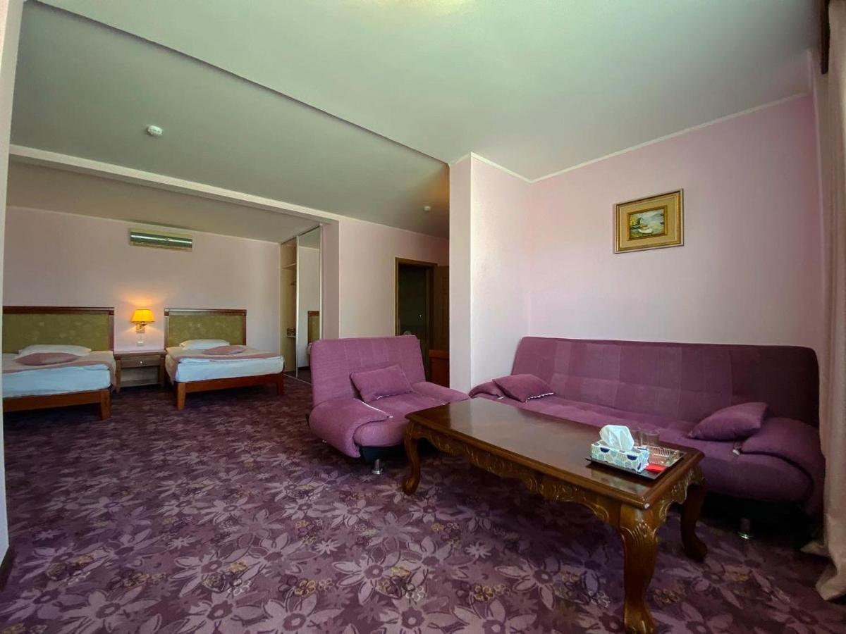 Morelux Boutique Hotel Kapchagay Εξωτερικό φωτογραφία